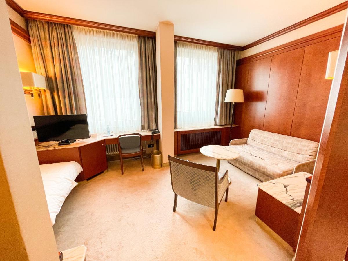 Gaestehaus Sophienstrasse Stuttgart Eksteriør billede